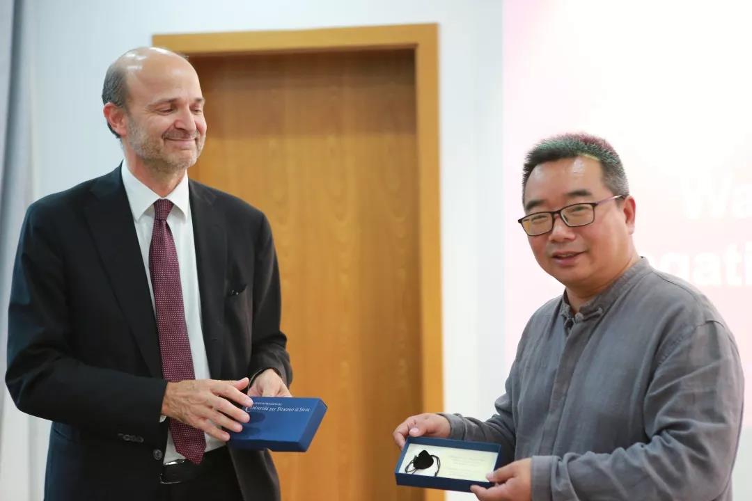 微信图片_20191024213451.jpg
