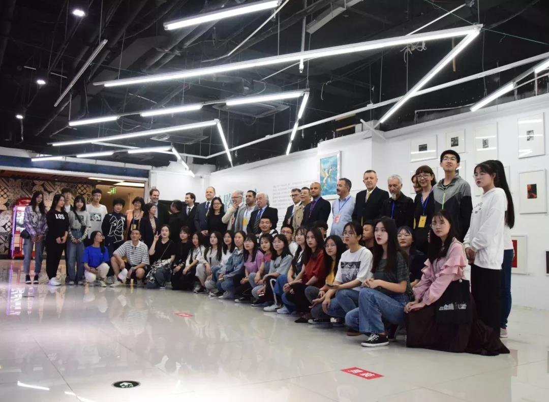 微信图片_20190523230436 - 副本.jpg